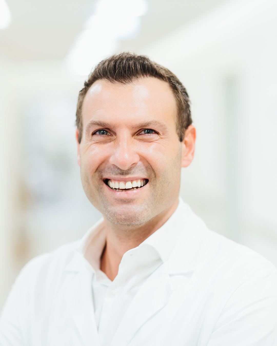 Dr. René Draxler, Facharzt für Plastische, Ästhetische und Rekonstruktive Chirurgie, Kuzbari Zentrum Wien