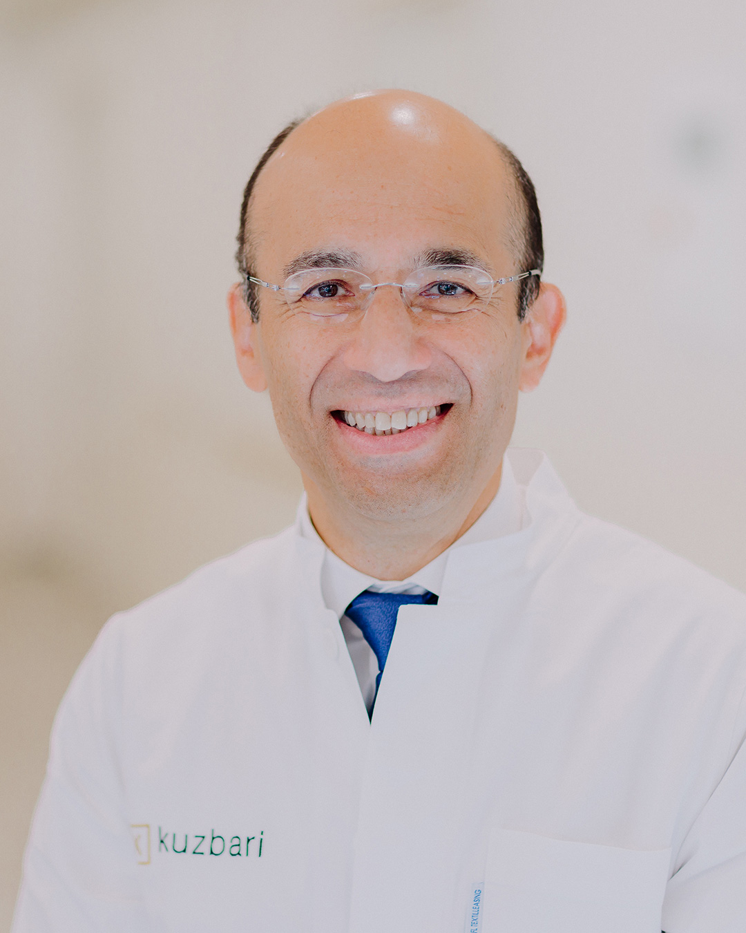 Univ. Doz. Dr. Rafic Kuzbari, Facharzt für Plastische, Ästhetische und Rekonstruktive Chirurgie, Kuzbari Zentrum Wien